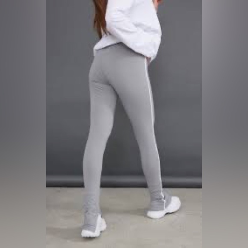 TNA Grey Striped Leggings